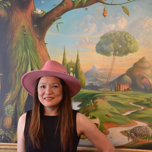 Meet your Posher, Pam - Picture 1 of 1